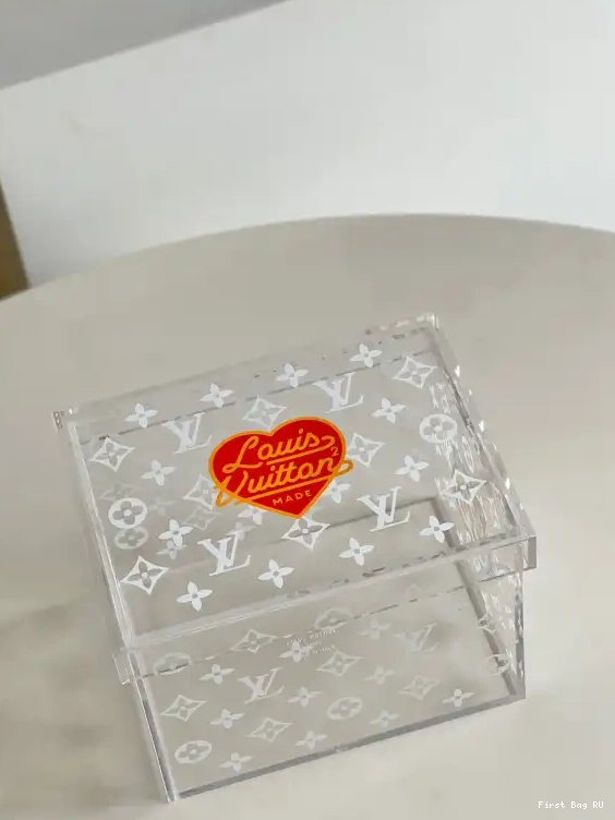 Firstbags ru BOX VUITTON TRANSPARENT LOUIS 0528